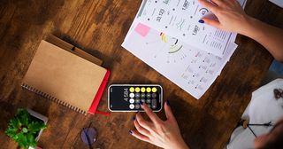 20 Fun Finance Project Topics [For Freshers & Experienced